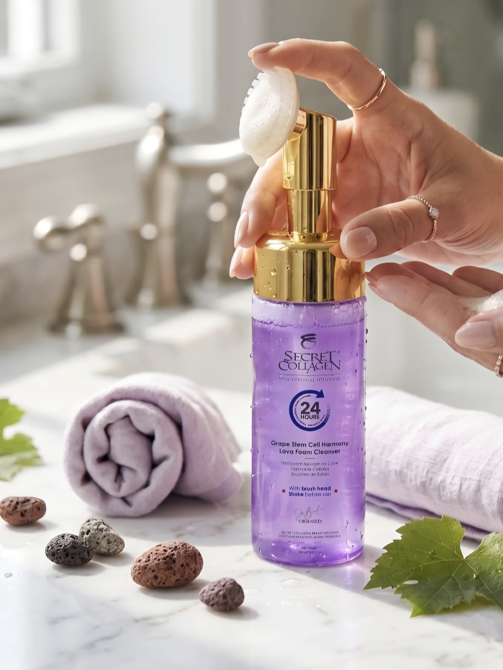 Secret Collagen Grape Stem Cell Foam Cleanser - Purple